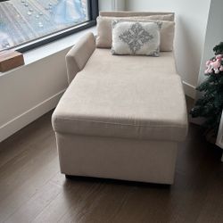 Vanacc Love Seat 