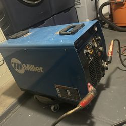 Miller XMT 456 CC/CV Inverter Arc Welder 