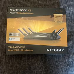 NIGHTHAWK X6 AC3200 WiFi Router NEW