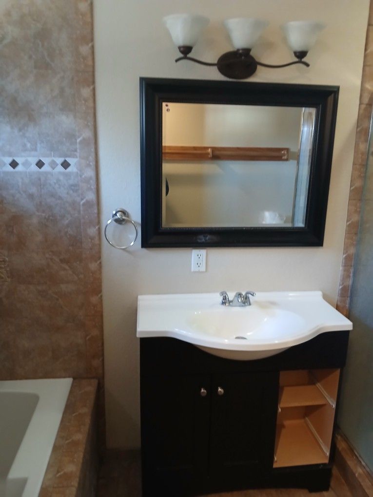 Vanity Cabinet, Counter Top, Faucet. Mirror And Light Fixture Home & Garden