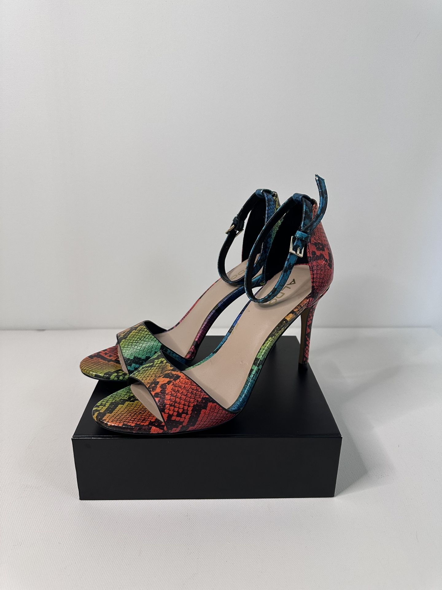 ALDO Shoes Women’s Size 7.5 Multicolor Snake Print Heels