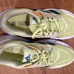 Men’s adidas shoes size 10.5