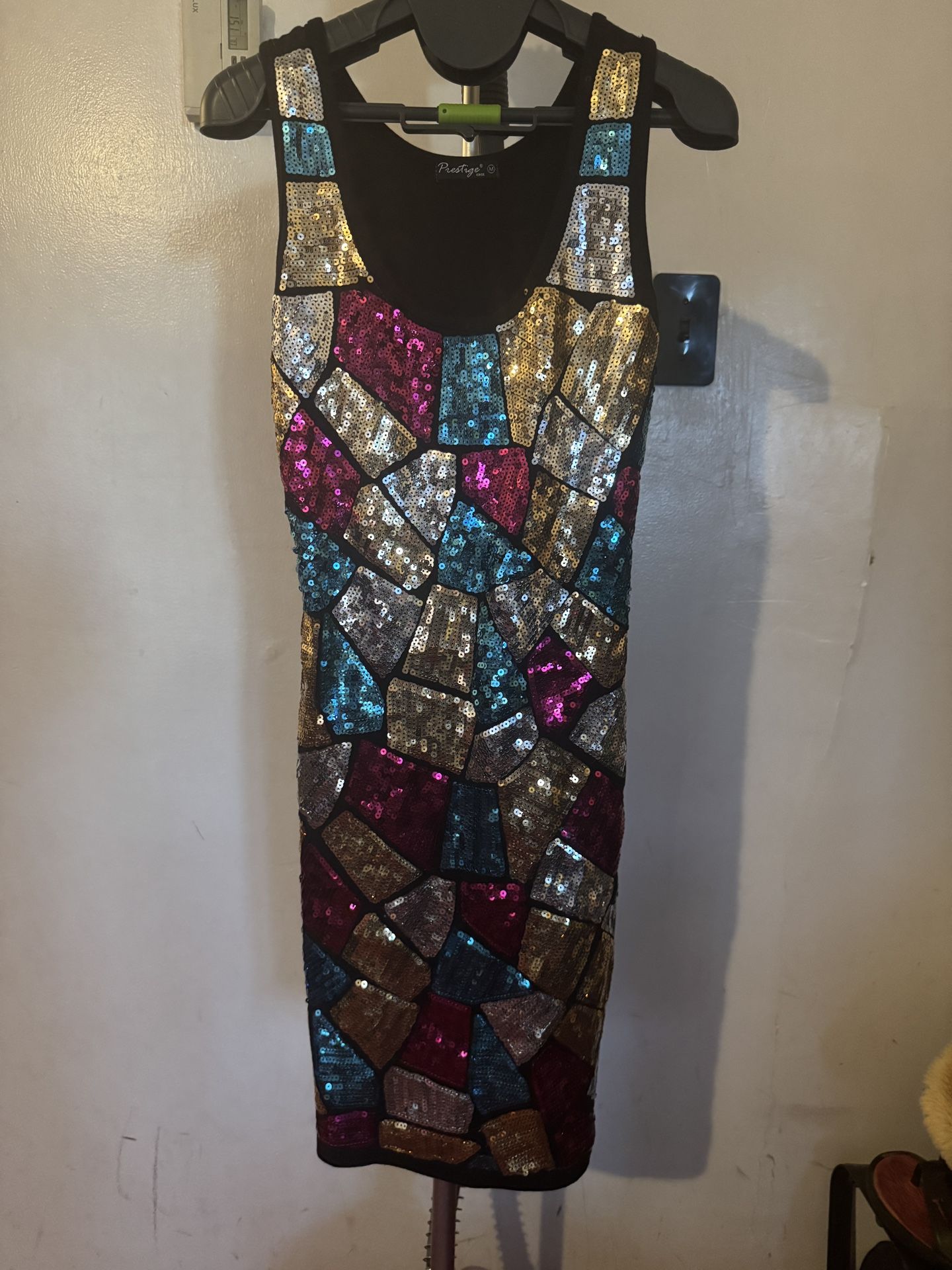 Prestige Edge Sequin-Embellished Cocktail Dress