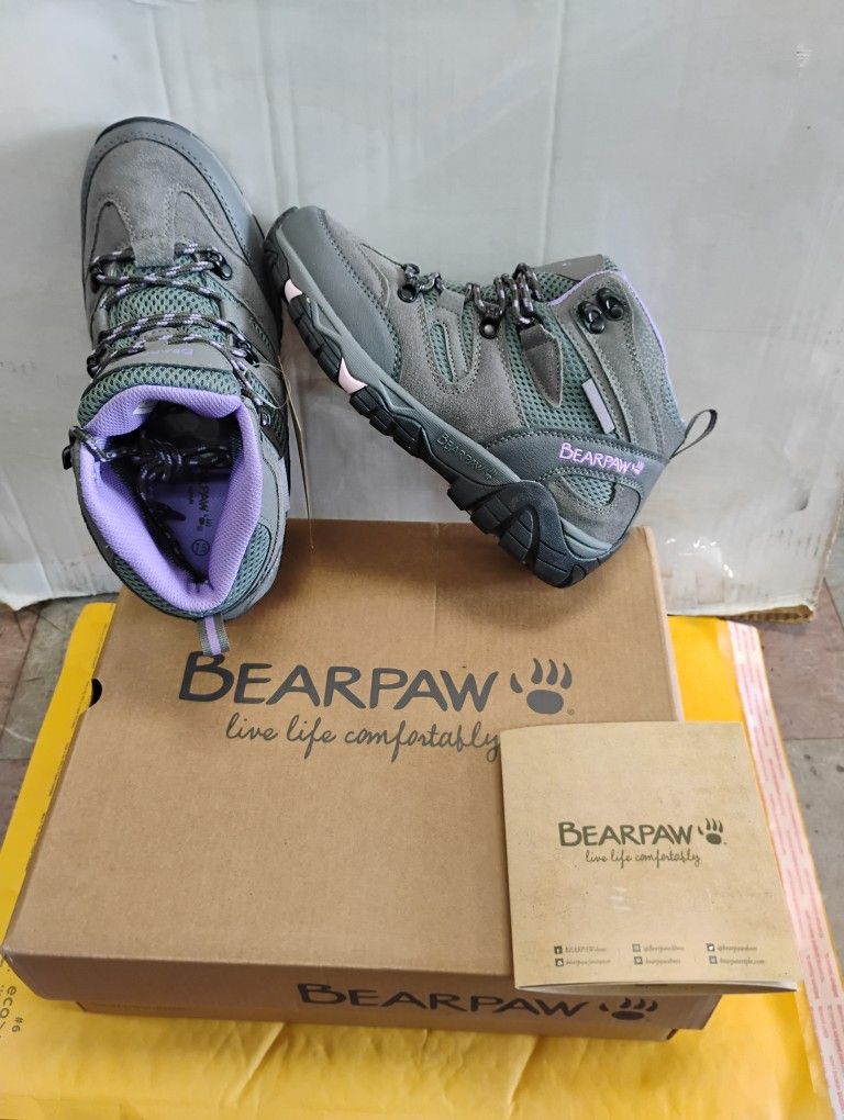 BEARPAW Women's Corsica Wide Hiking Boot Size 7.5