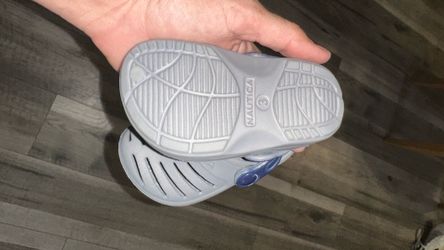 Lightweight Nautica toddler clogs