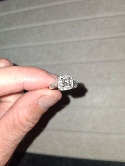 White gold. Dimiond ring