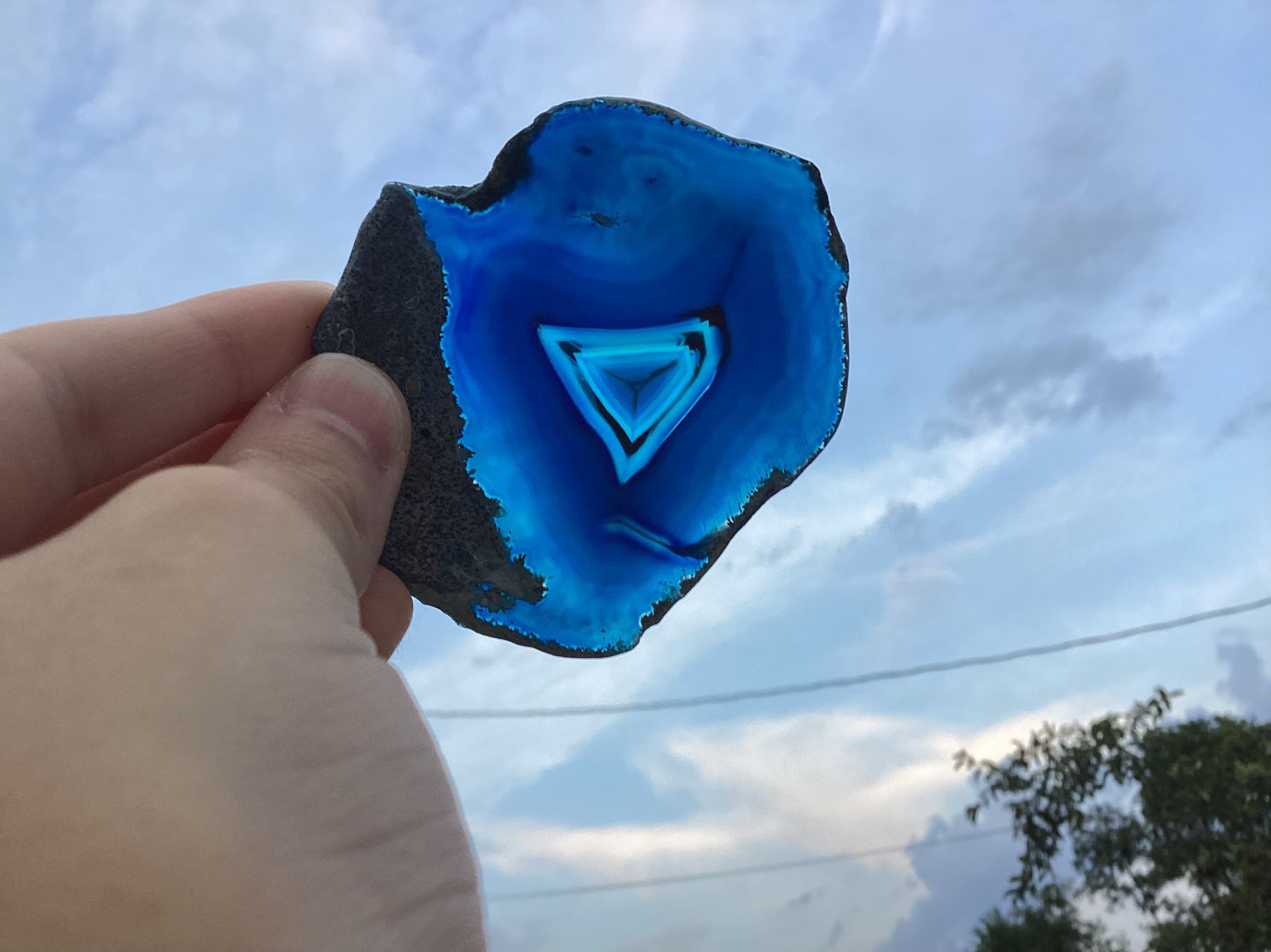 Blue Agate slice 33 grams