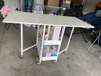 Rolling Table