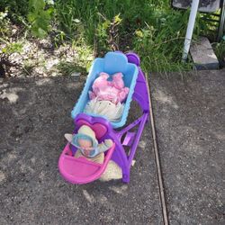 Baby's Toy Bassinet  Plastic You With Two Dolls.