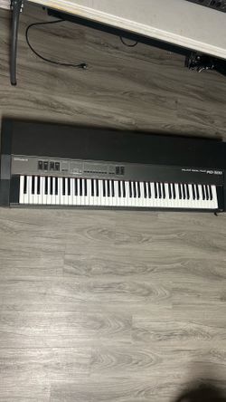 Roland RD300 digital piano
