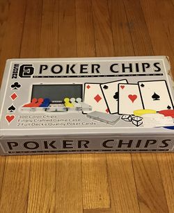 Poker Set 300 Chips 2 Decks Cards Game With Aluminum Case & 5 Dice Professional