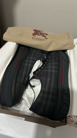 Black burberry shoes