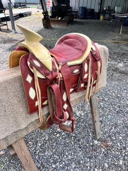 Horse Saddle/Montura