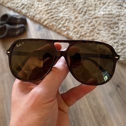 Polarized Raybans