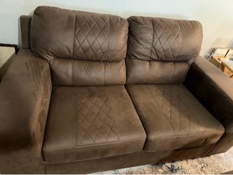 Couch set