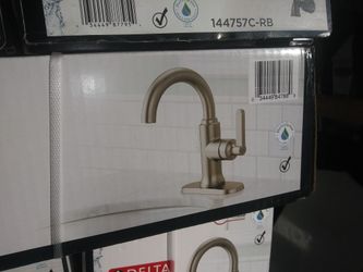 Delta Alux bathroom faucet BRUSHED NICKEL