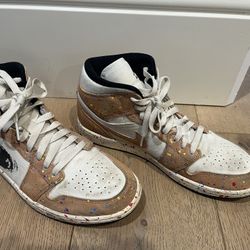 Nike Air Jordan 1 Mid SE Brushstroke  Size 10