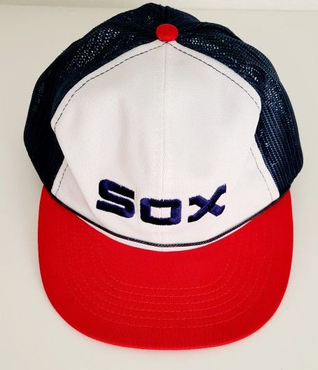 Vintage 1980s CHICAGO WHITE SOX Trucker Snapback Hat - TWINS Enterprises Boston