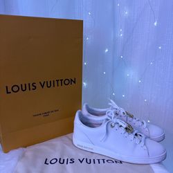 Louis Vuitton Women Sneakers