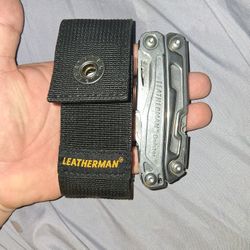 Leatherman Knife 