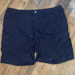 Duluth Womens Cargo Shorts Size 24W Fits 24Wx9.5" Elastic Back Lightweight Black