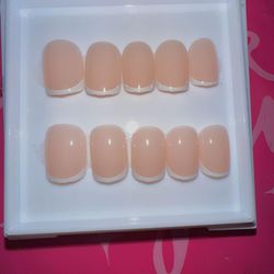 Press On Nails 
