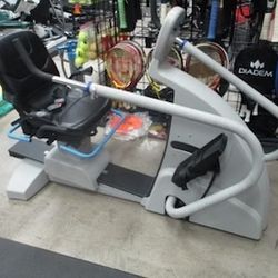 Used NU-Motion Seated Elliptical Like NU-STEP ( Read Description )