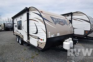 2018 Forest River Wildwood 201BHXL Travel Trailer