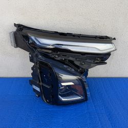 2025 CHEVROLET EQUINOX HEADLIGHT ASSEMBLY OEM RIGHT PASSENGER SIDE LED