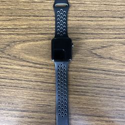 Apple Watch Series 3 (42 MM)