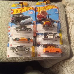 HOT WHEELS CAR LOT 