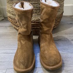 UGG Boots, Tan, Women’s Size 4     