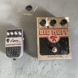 Big Muff Pi And Washburn Lyon Distortion Pedals Need Repair