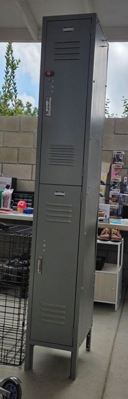 Metal locker