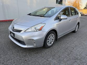 2013 Toyota Prius v