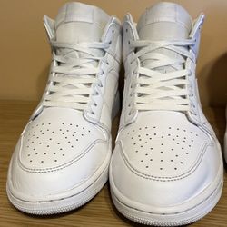 Jordan 1 Mid Triple White Men’s Size 12