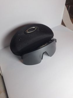Oakley sunglases