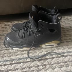 Jordan’s Flight Club ‘91 Black-Metallic-Gold