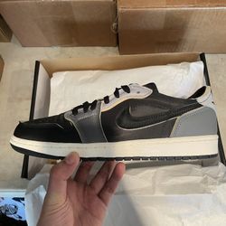 Jordan 1 Low Smoke Grey 9.5 Brand New