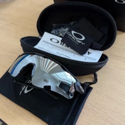 Oakley Radar Mirror Lens Sunglasses New