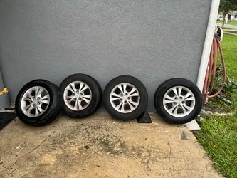 Set of 4 Silver Alloy Wheels with Tires cheap