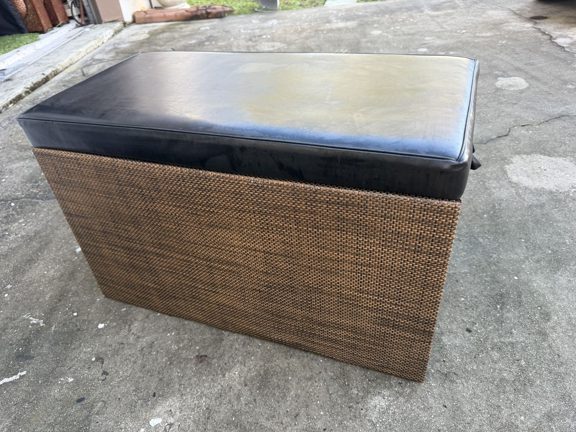 Rattan & Leather Storage Bench Seat 32 X 16 X 20
