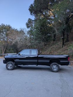 1996 Dodge Ram 2500 Cummins 5 Speed