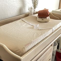 Changing Pad + 3 Soft Covers + 3 Waterproof Liners