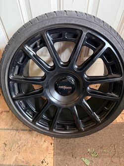 19in Rotiform ORZ Wheels With Full Tires