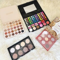 Lightly Use Eyeshadow Palette 