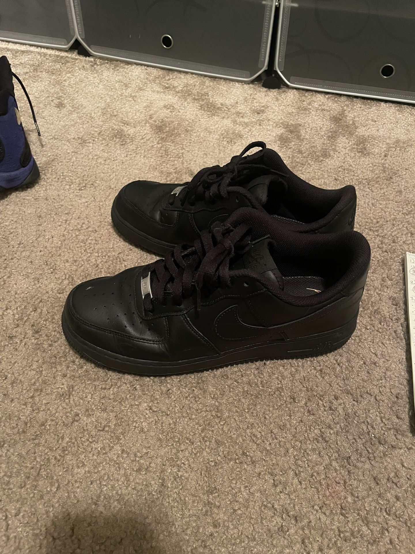 Black Low 1s Sz9.5