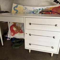 MCM Desk