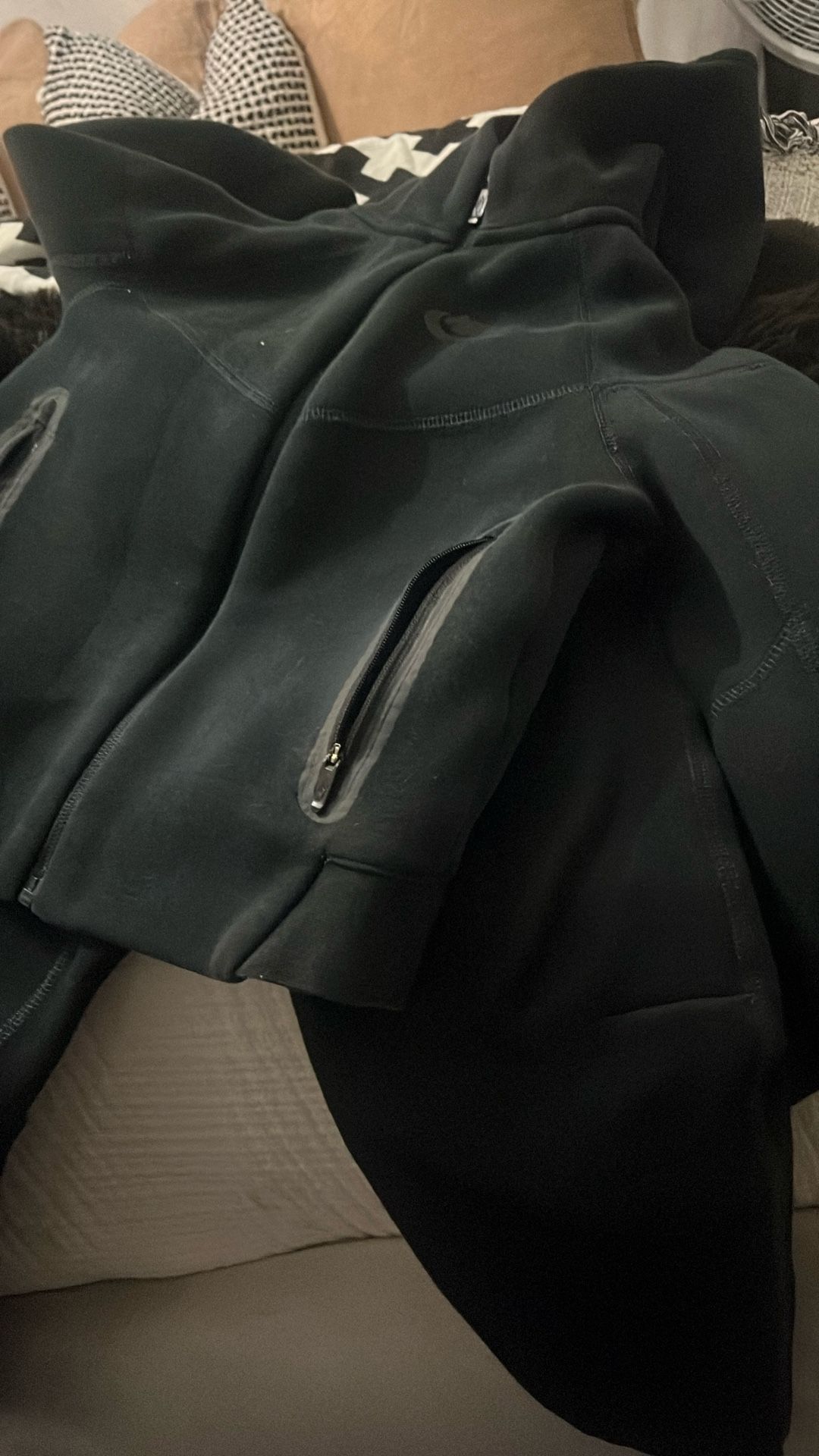 Nike Tech Outfit