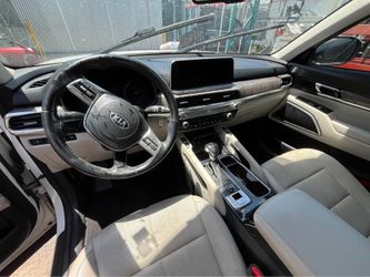 2020+ Kia Telluride Inside Parts
